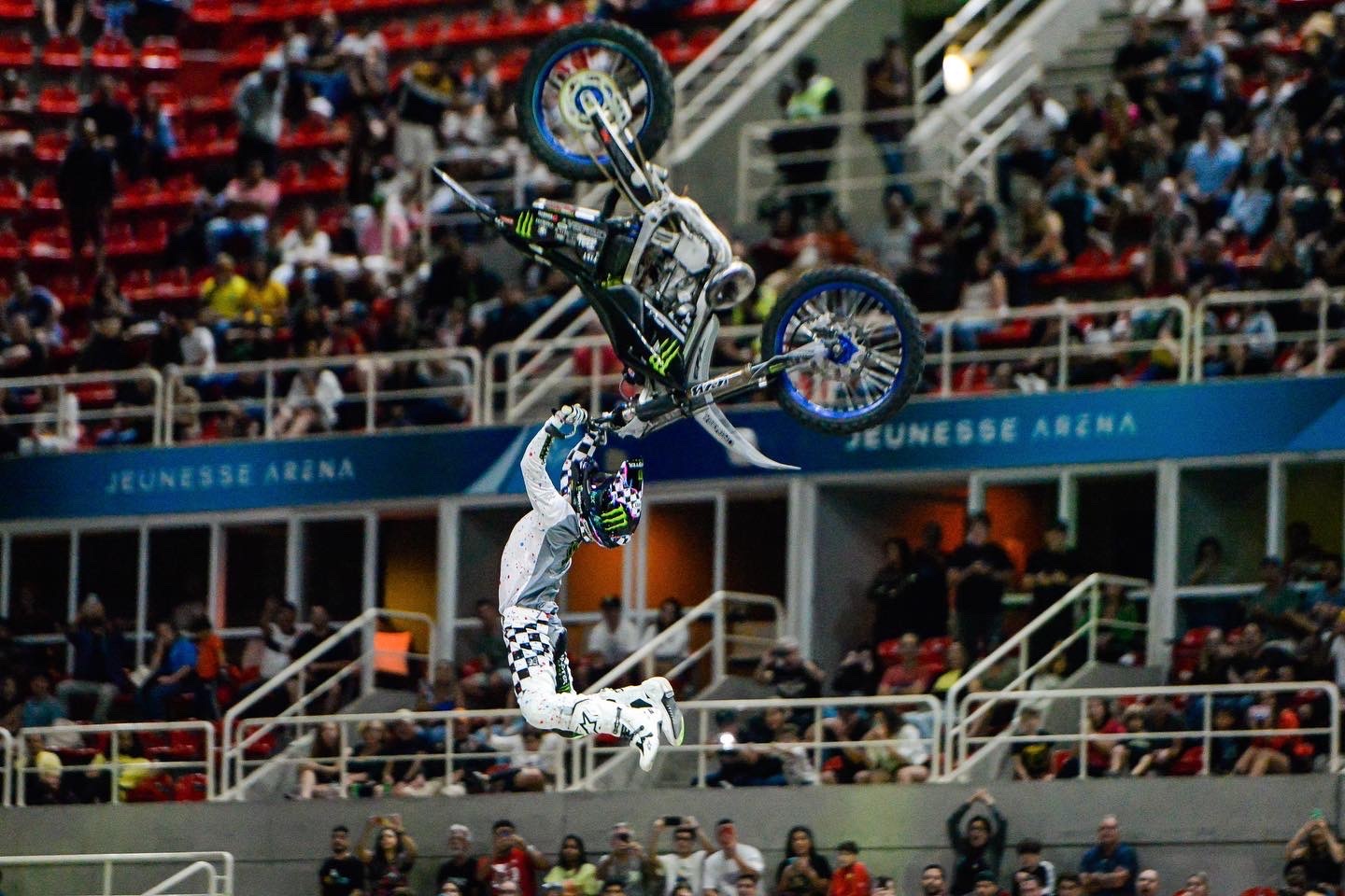 Rio Freestyle Motocross reúne estrangeiros e brasileiros