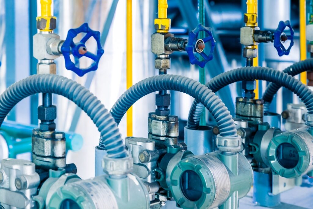 Mangueiras para água e ar reforçam eficiência industrial