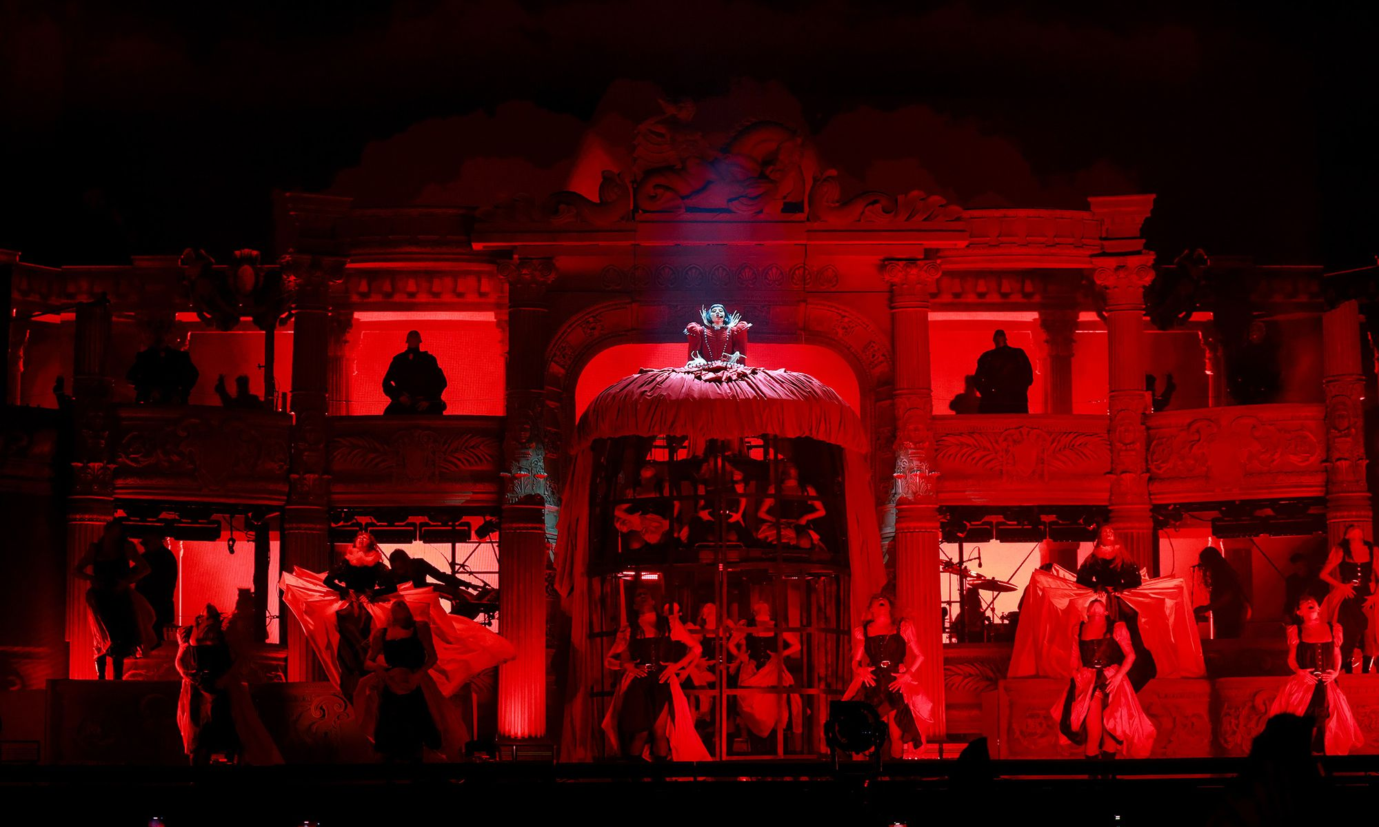 Lady Gaga - Imagem: The MAYHEM Ball