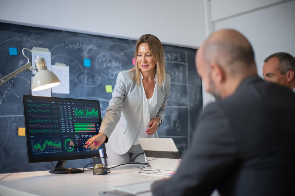 CSCs de alta performance investem mais em TI e automação