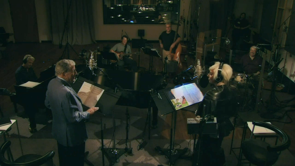 Tony Bennett & Lady Gaga - Imagem: The Lady & The Legend/MTV Japan