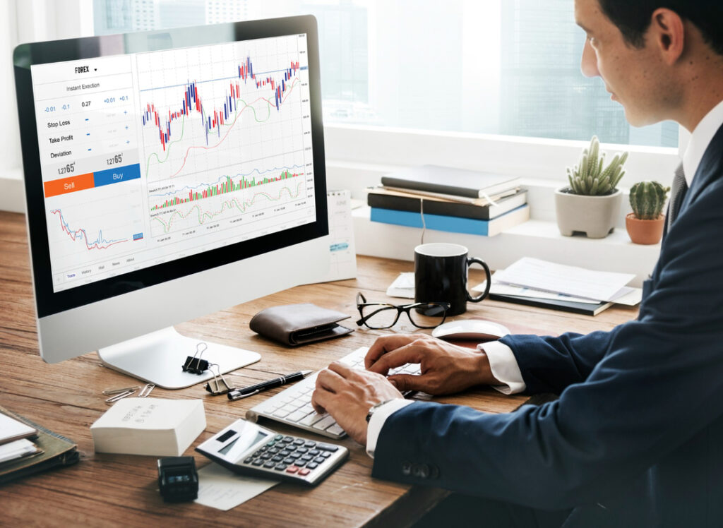 PH Negócios amplia atuação no mercado financeiro brasileiro
