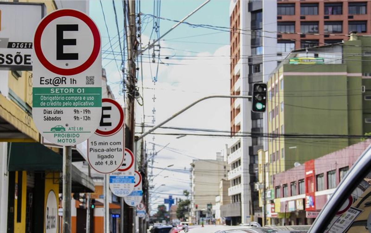 Uso do Est@R Digital cresce 25% em Curitiba